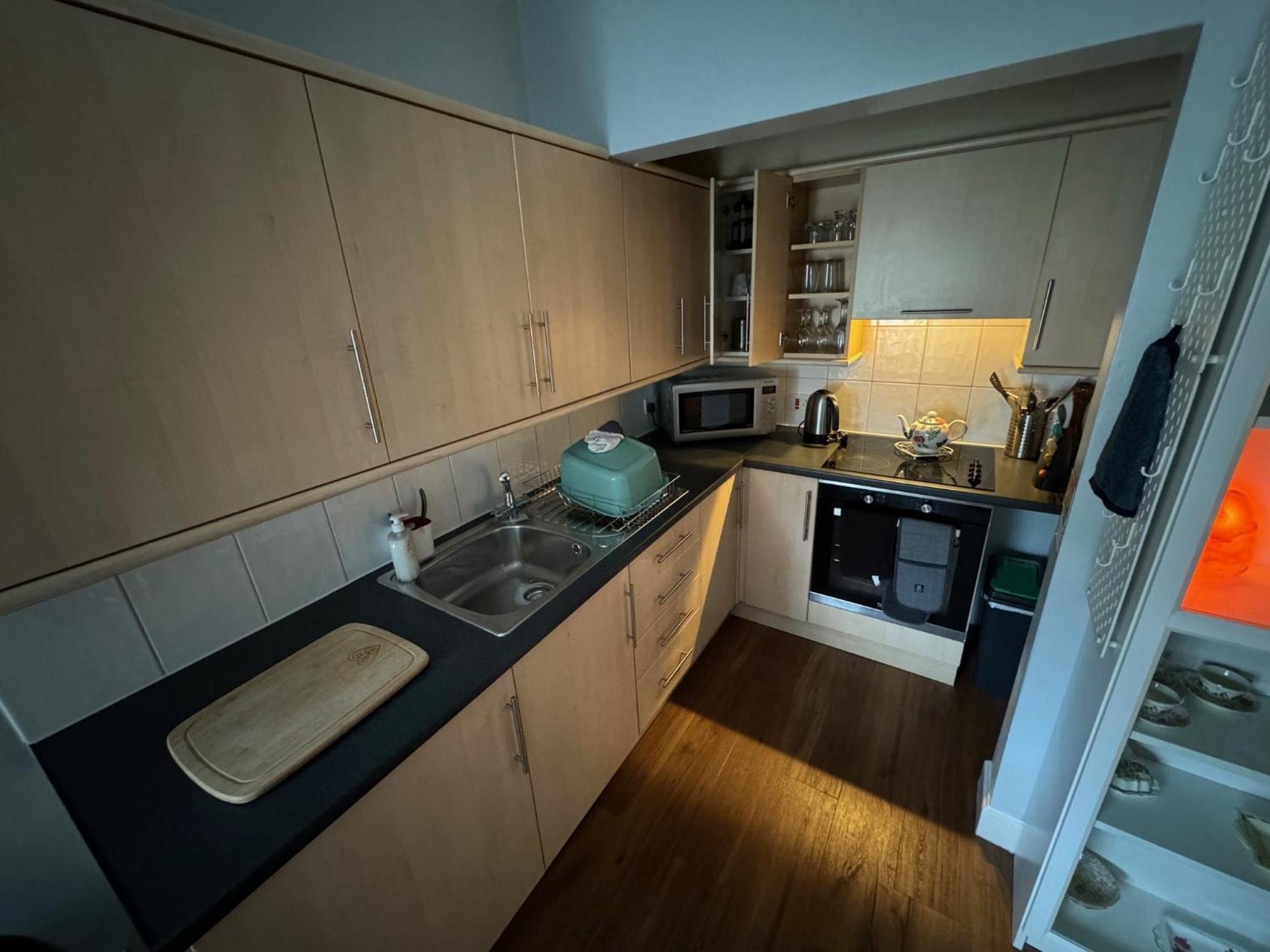 Edinburgh Two Bedroom Apartment With Free Side Street Parking 24 Hours Εξωτερικό φωτογραφία