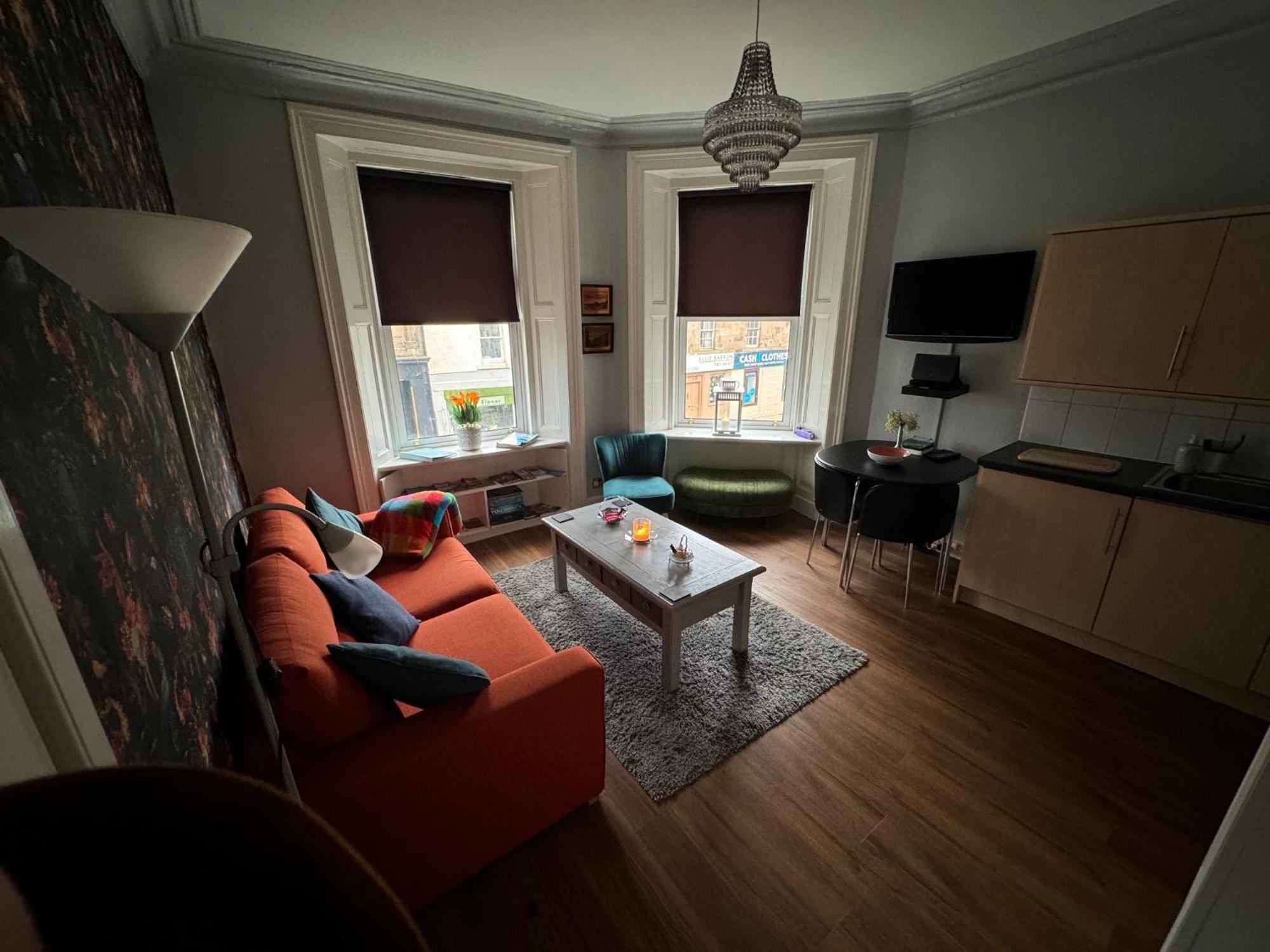 Edinburgh Two Bedroom Apartment With Free Side Street Parking 24 Hours Εξωτερικό φωτογραφία